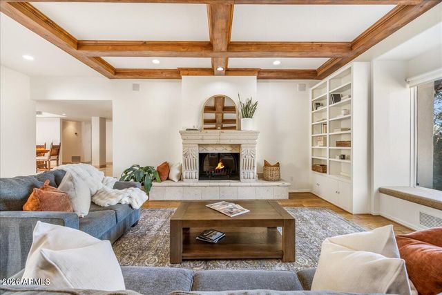 5512 N 67TH Place, Paradise Valley, AZ 85253