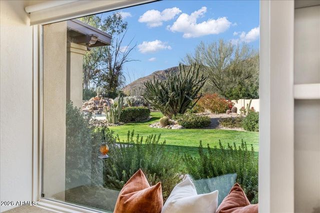 5512 N 67TH Place, Paradise Valley, AZ 85253