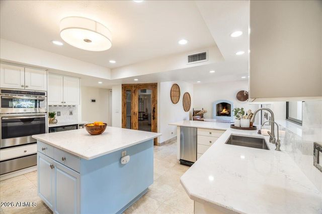 5512 N 67TH Place, Paradise Valley, AZ 85253