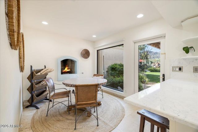 5512 N 67TH Place, Paradise Valley, AZ 85253