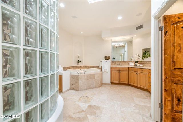 5512 N 67TH Place, Paradise Valley, AZ 85253