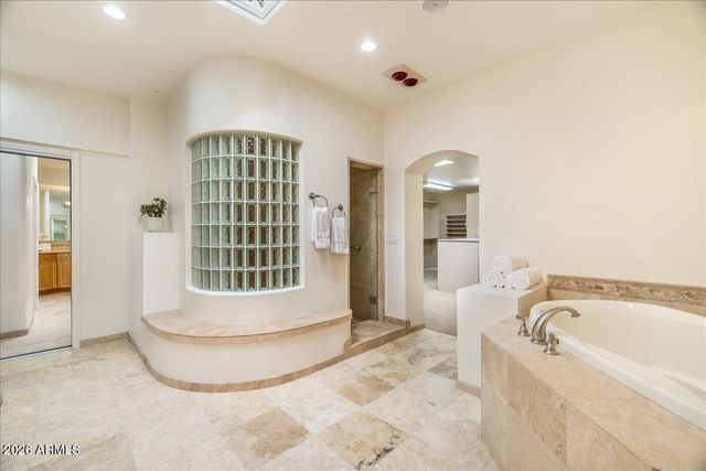 5512 N 67TH Place, Paradise Valley, AZ 85253