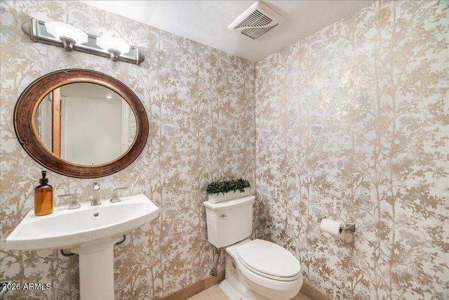 5512 N 67TH Place, Paradise Valley, AZ 85253