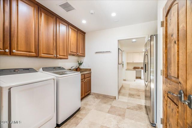 5512 N 67TH Place, Paradise Valley, AZ 85253