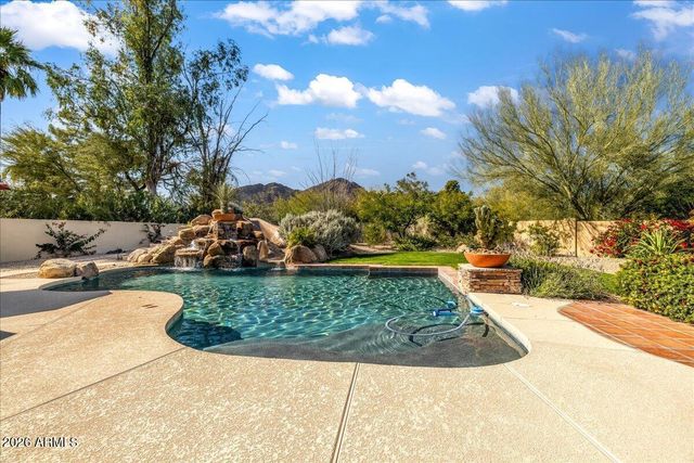 5512 N 67TH Place, Paradise Valley, AZ 85253