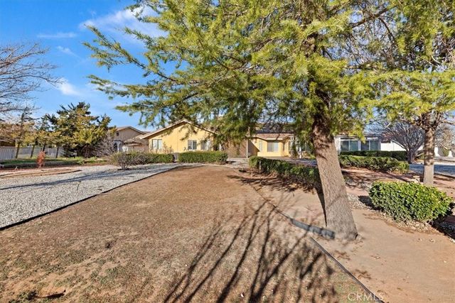 19185 Cochise, Apple Valley, CA 92308