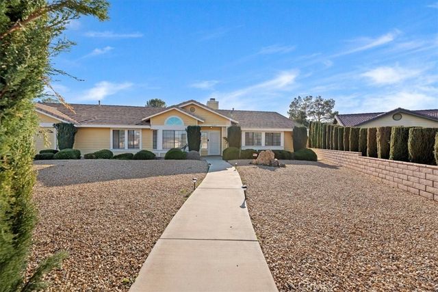 19185 Cochise, Apple Valley, CA 92308