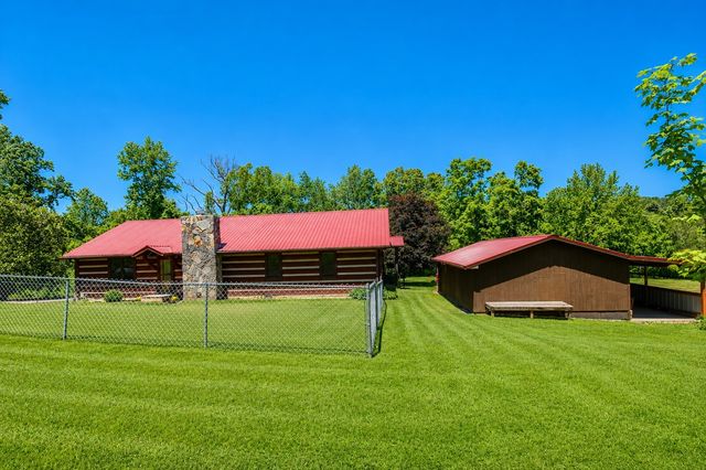 1342 Aetna Church Rd, Centerville, TN 37033