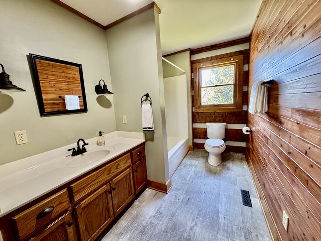 1342 Aetna Church Rd, Centerville, TN 37033