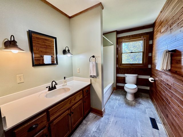 1342 Aetna Church Rd, Centerville, TN 37033