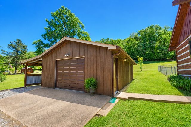 1342 Aetna Church Rd, Centerville, TN 37033
