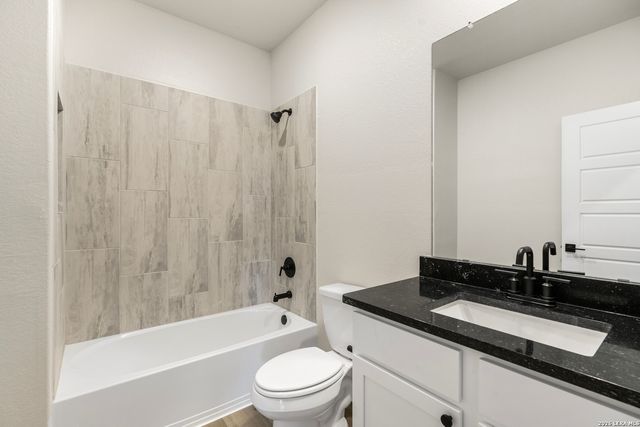 6607 Thorpe Hollow, Converse, TX 78109