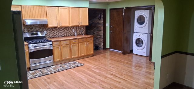 40 S Restin Road, Greenwood, IN 46142