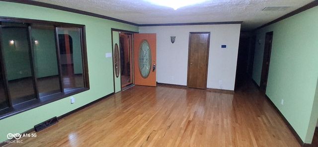 40 S Restin Road, Greenwood, IN 46142