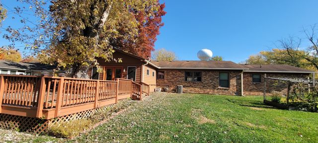 40 S Restin Road, Greenwood, IN 46142