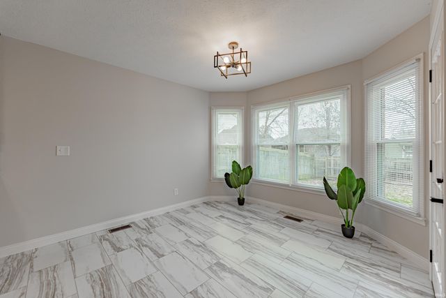 3555 Katalla Drive, Newburgh, IN 47630