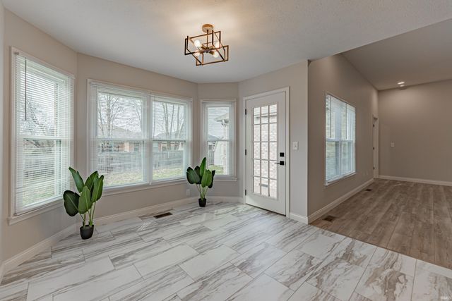 3555 Katalla Drive, Newburgh, IN 47630