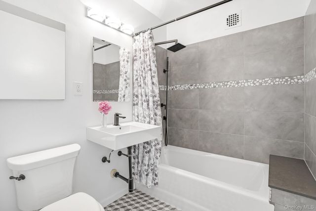 300 Martine Avenue 9K, White Plains, NY 10601