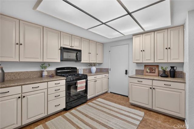 292 Palmer Street A1, Costa Mesa, CA 92627