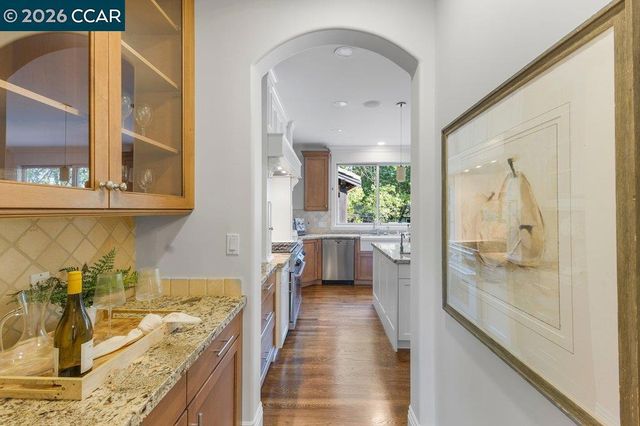 60 Terra Teresa, Lafayette, CA 94549