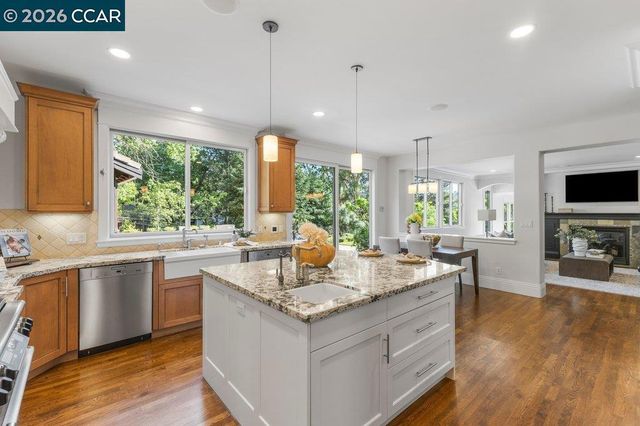 60 Terra Teresa, Lafayette, CA 94549