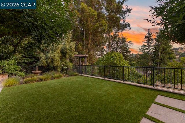 60 Terra Teresa, Lafayette, CA 94549