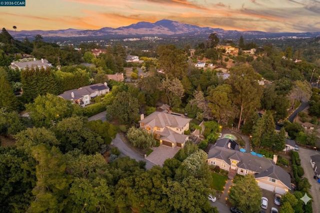 60 Terra Teresa, Lafayette, CA 94549