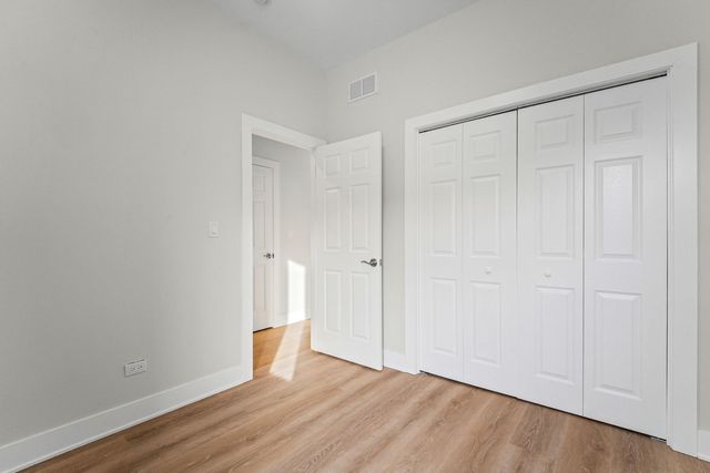 818 S Karlov Avenue, Chicago, IL 60624