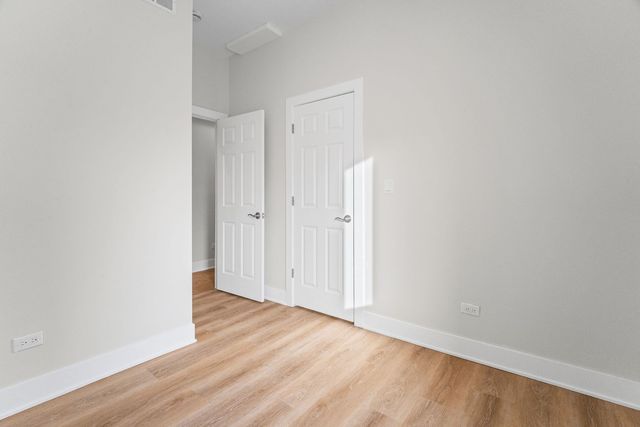 818 S Karlov Avenue, Chicago, IL 60624