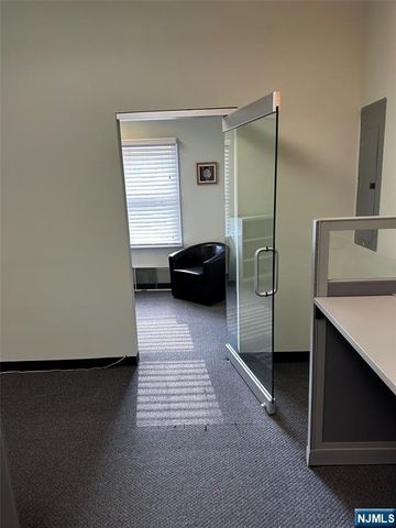 204 Warren Avenue, Ho-ho-kus, NJ 07423