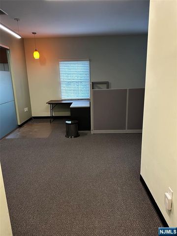 204 Warren Avenue, Ho-ho-kus, NJ 07423
