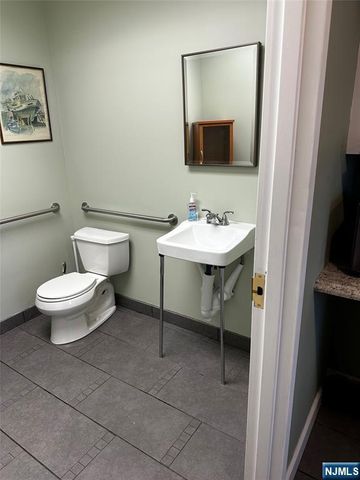 204 Warren Avenue, Ho-ho-kus, NJ 07423