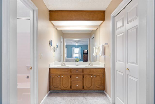 2019 Hidden Cove Rd, Mount Juliet, TN 37122