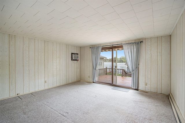 51765 Easy Street, Paw Paw, MI 49079