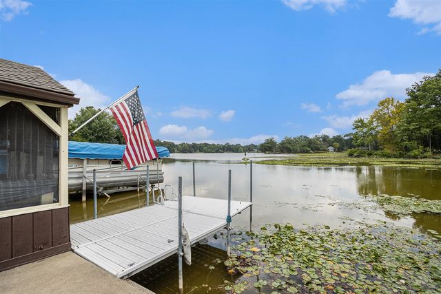 51765 Easy Street, Paw Paw, MI 49079