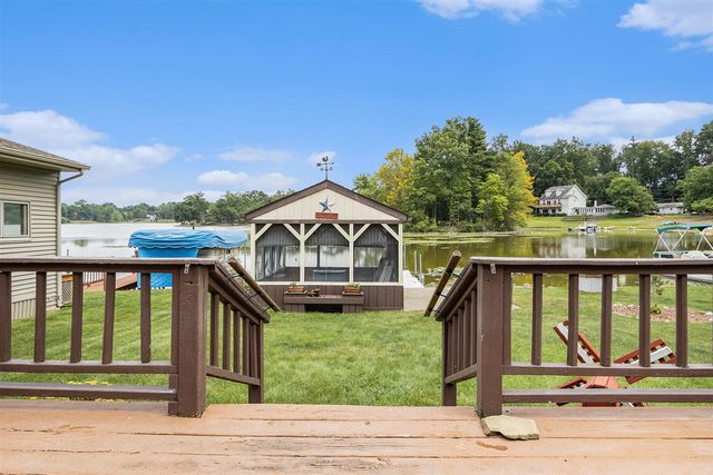 51765 Easy Street, Paw Paw, MI 49079