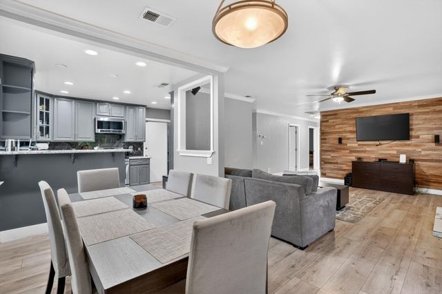 7144 Thomas Dr, North Highlands, CA 95660