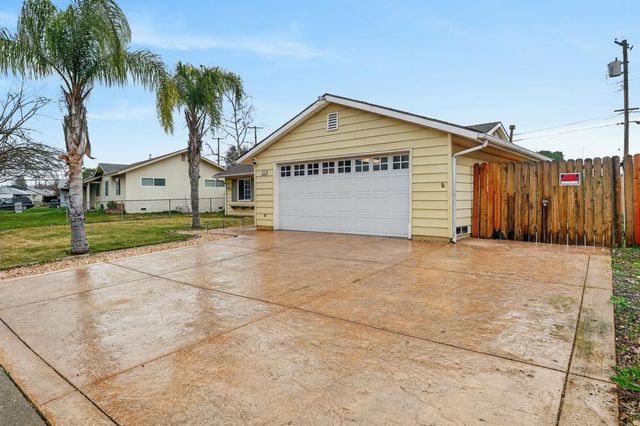 7144 Thomas Dr, North Highlands, CA 95660