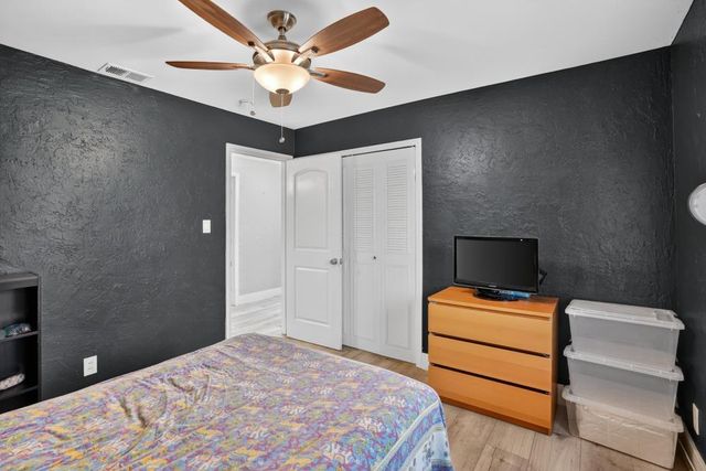 7144 Thomas Dr, North Highlands, CA 95660