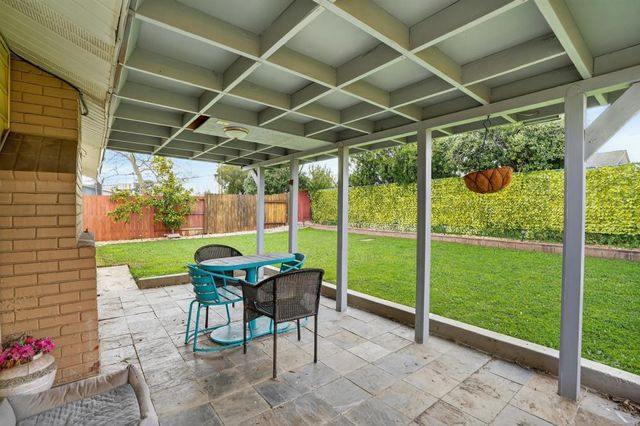 7144 Thomas Dr, North Highlands, CA 95660