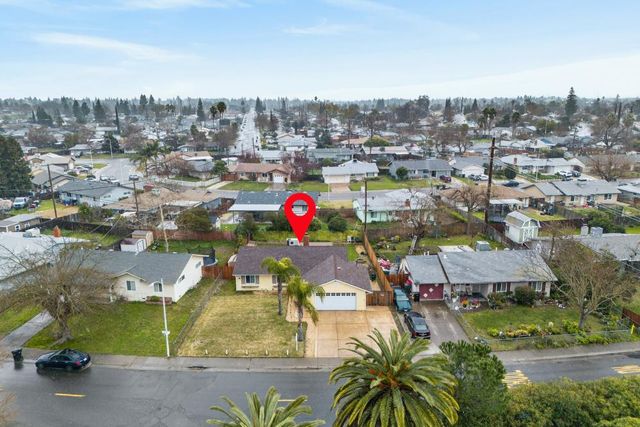 7144 Thomas Dr, North Highlands, CA 95660