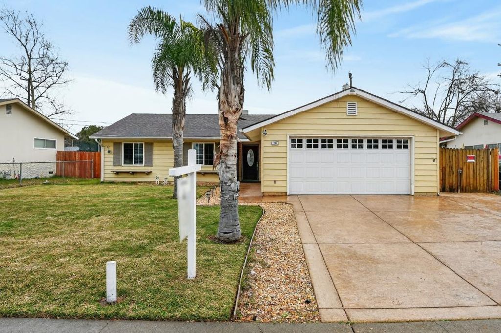 7144 Thomas Dr, North Highlands, CA 95660
