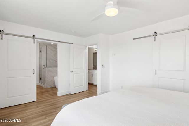 7694 E MINNEZONA Avenue, Scottsdale, AZ 85251