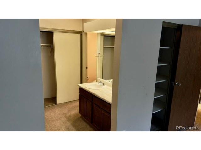 13661 E Marina Dr 204, Aurora, CO 80014
