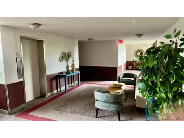 13661 E Marina Dr 204, Aurora, CO 80014