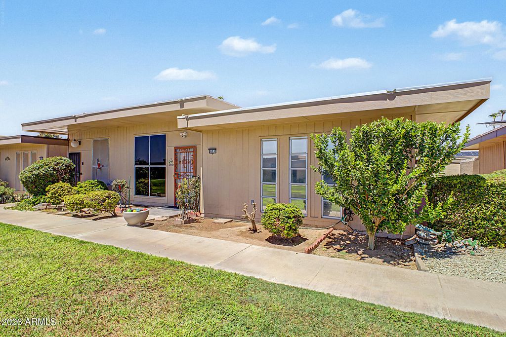10060 W ROYAL OAK Road N, Sun City, AZ 85351 — photo 3