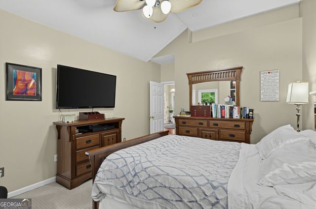 12 Oak Park Place, Savannah, GA 31405