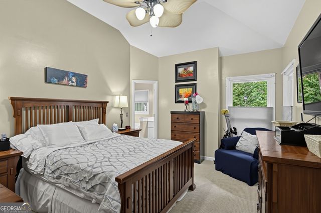 12 Oak Park Place, Savannah, GA 31405