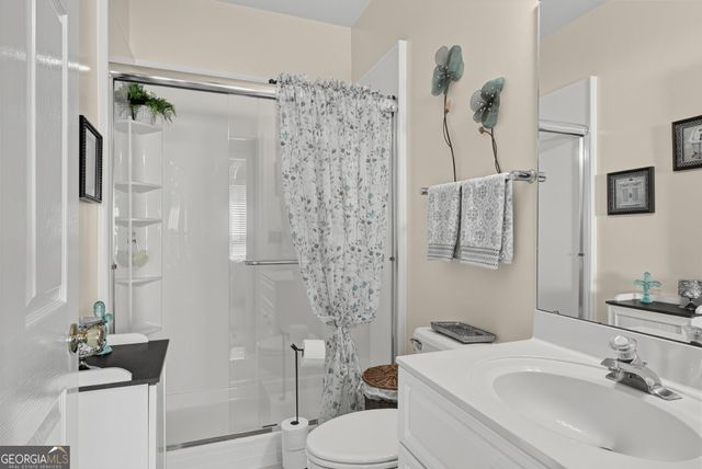 12 Oak Park Place, Savannah, GA 31405