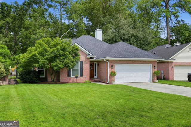 12 Oak Park Place, Savannah, GA 31405